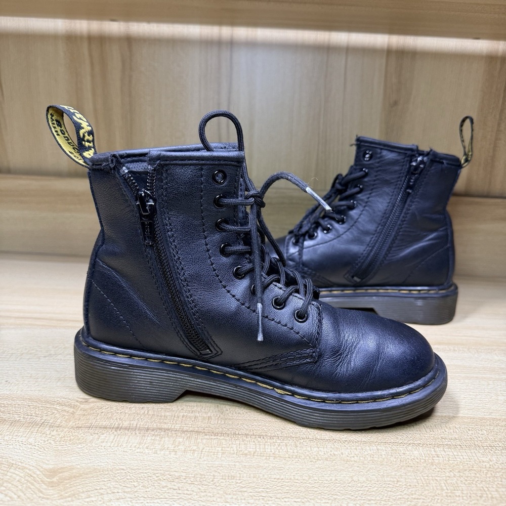 Doc Martens 1460J Black‎ Leather Combat Boots Unisex Black Size 1 READ - Picture 3 of 13